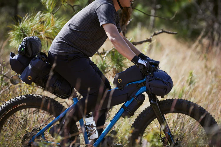 ROSWHEEL Off-Road Series – rugged cycling bags for gravel and MTB riding