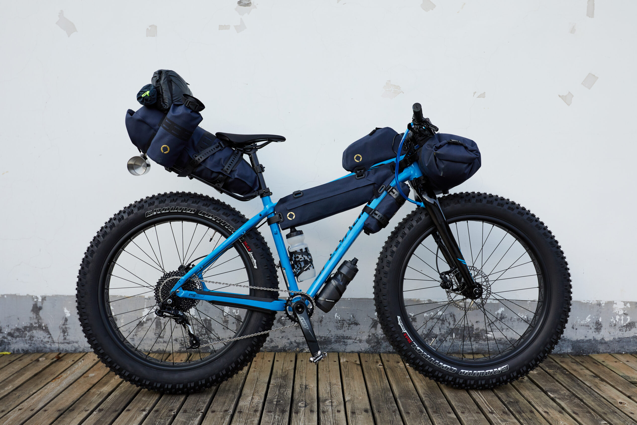 ROSWHEEL Off-Road Series – rugged cycling bags for gravel and MTB riding